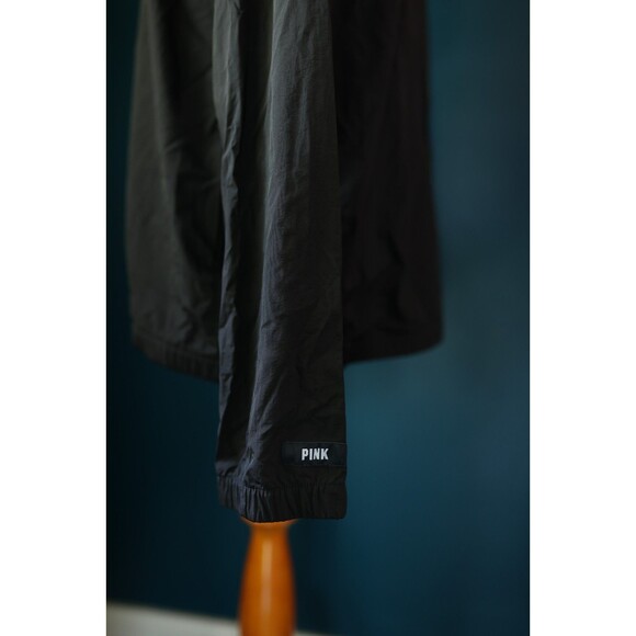 NWT Victoria Secret PINK Mock Neck Anorak Black  Windbreaker Jacket L/XL  Hood - Picture 7 of 11